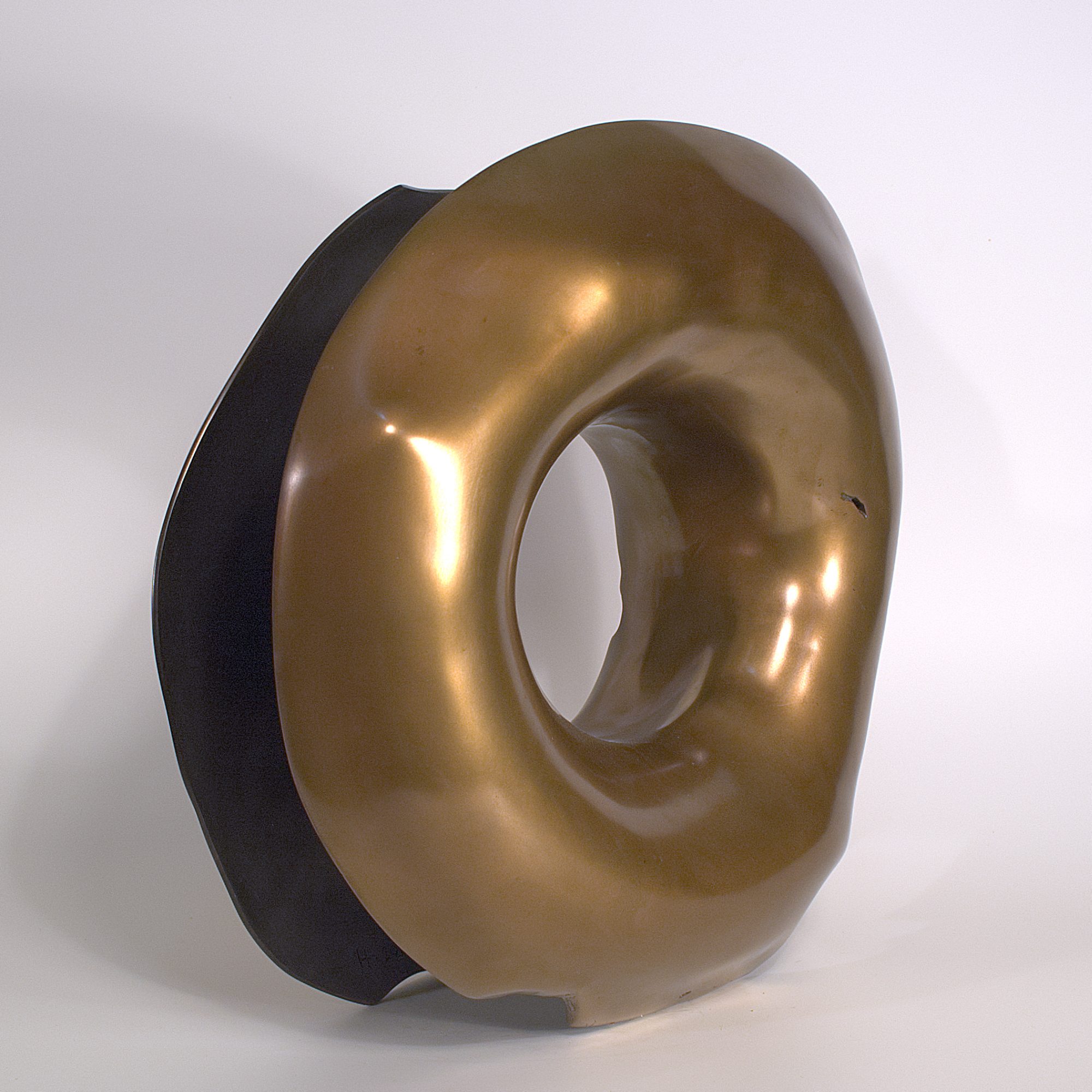 Annular form #2. Modern bronze sculpture by Steve Howlett. 2013