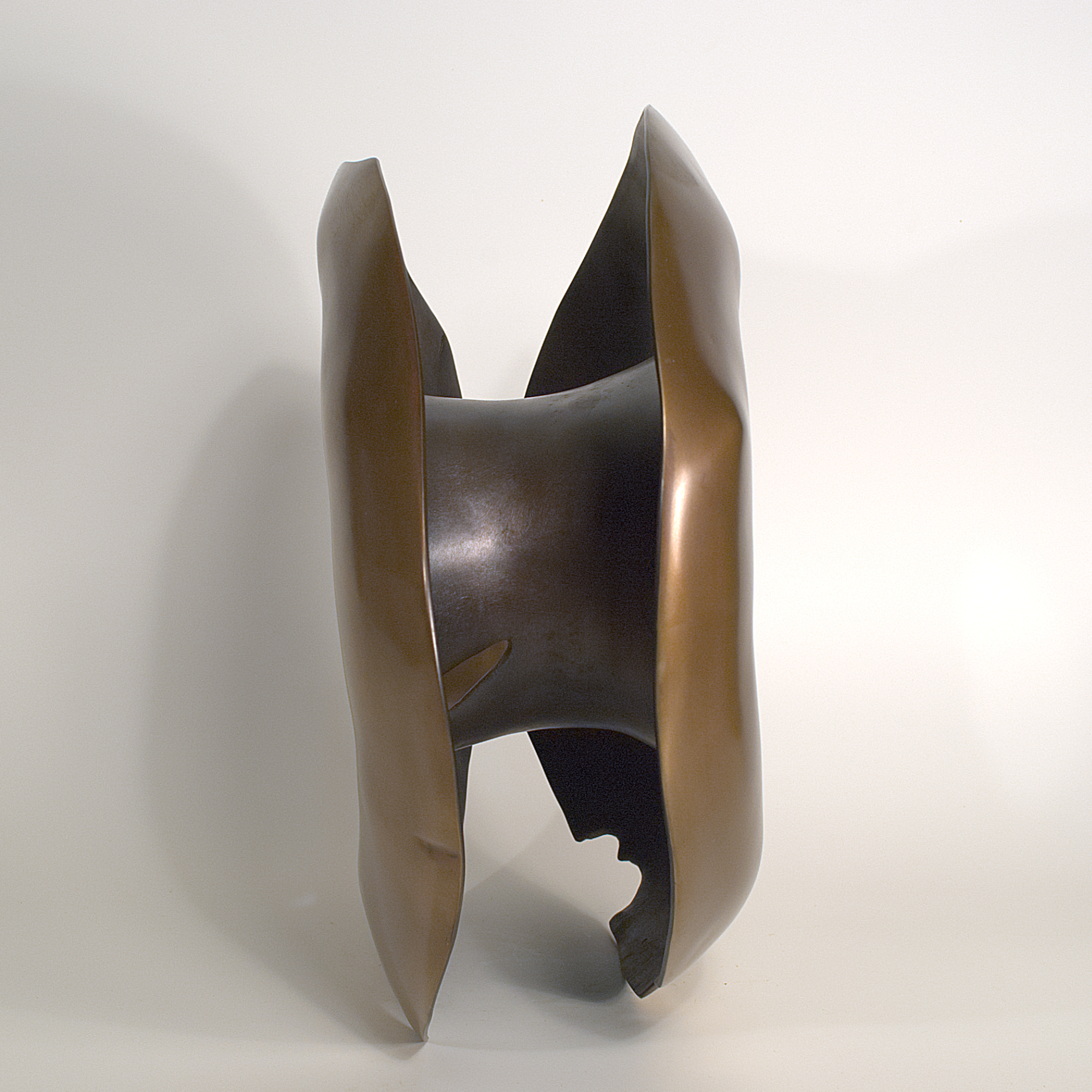 Annular form #2. Modern bronze sculpture by Steve Howlett. 2013