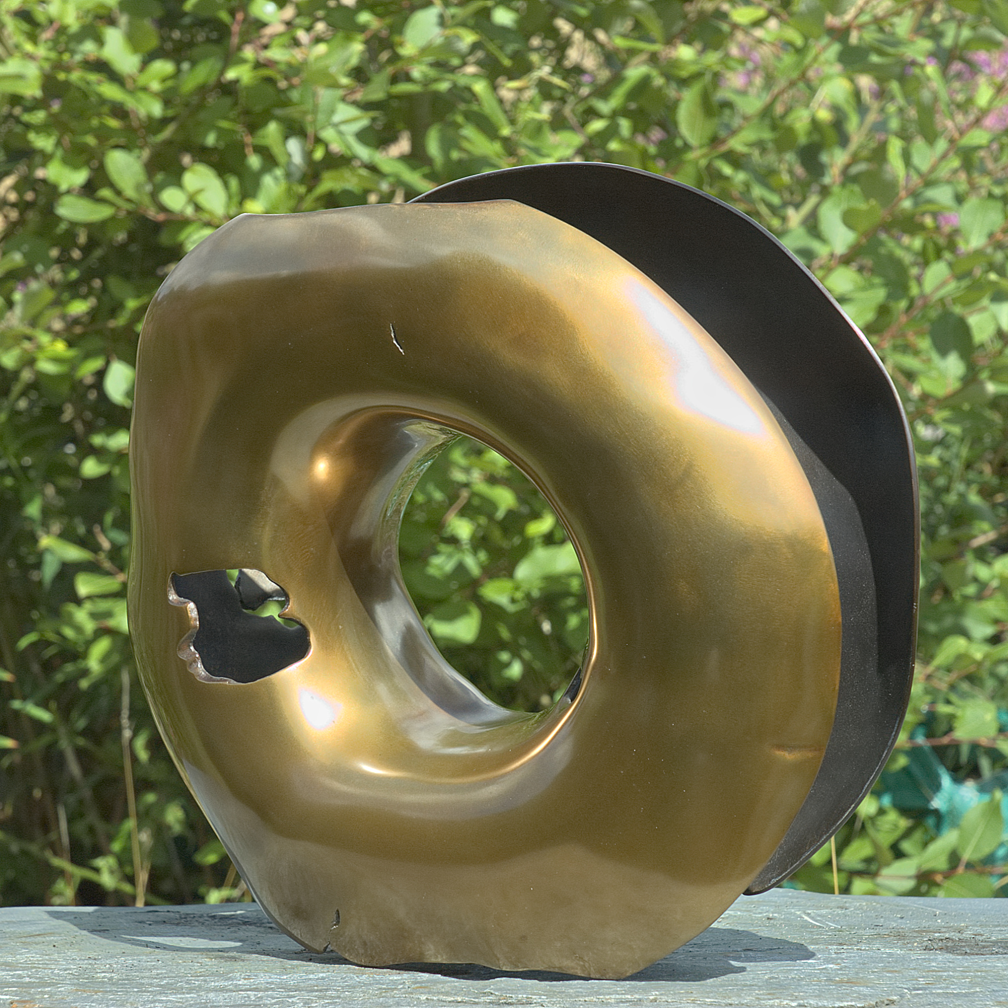 Annular form #2. Modern bronze sculpture by Steve Howlett. 2013