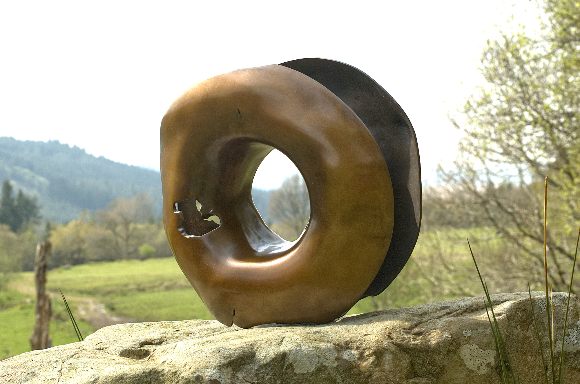 Annular form #2. Modern bronze sculpture by Steve Howlett. 2013