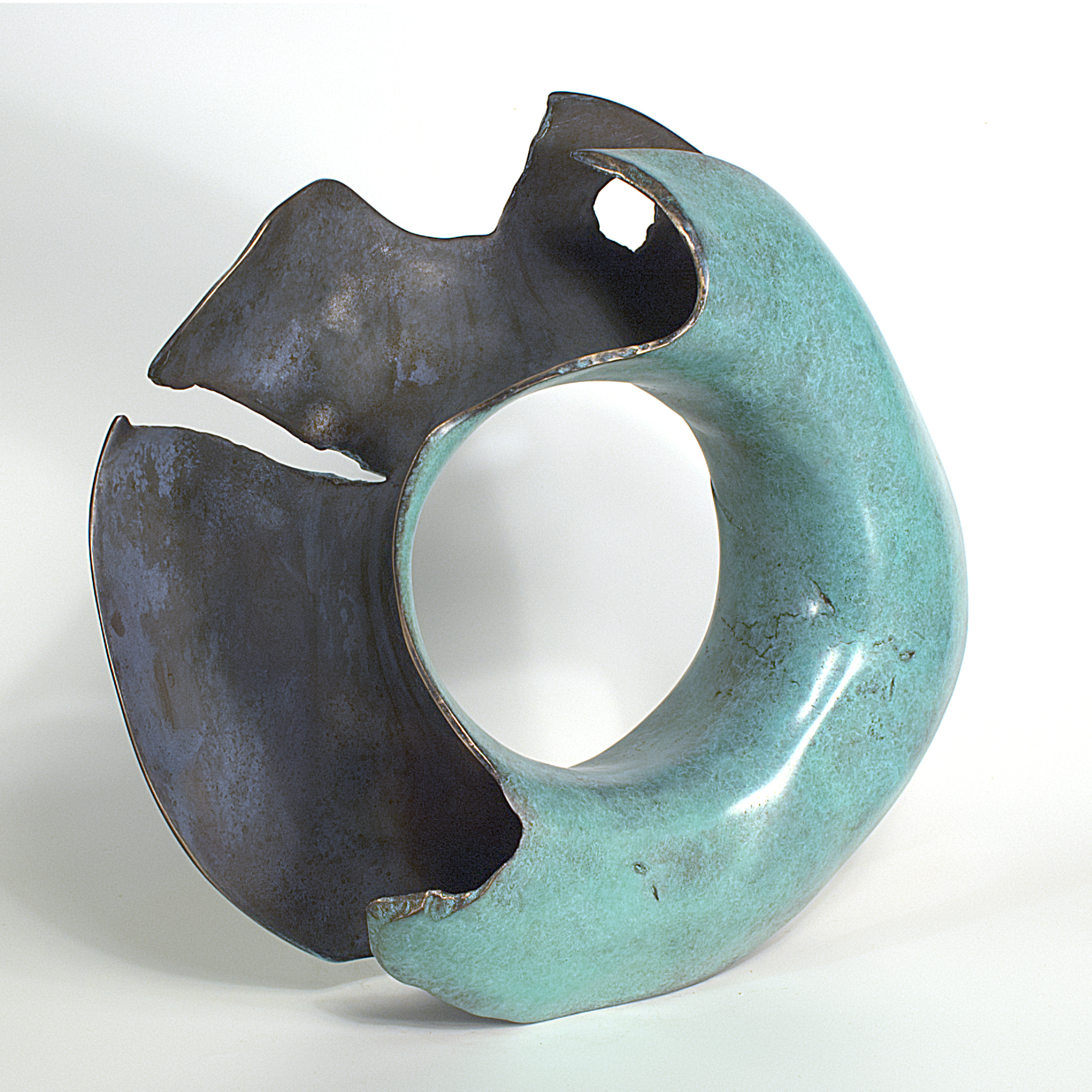 Annular form #3. Modern bronze sculpture by Steve Howlett. 2013