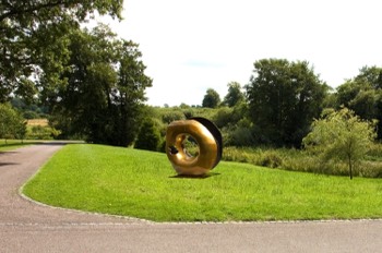 Annular Form #2 sited in the National Botanic Gardens, Wales. Simulation.